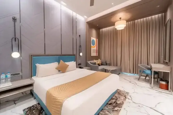Бхопал: Sayaji Bhopal