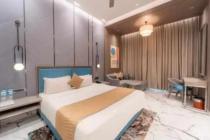Бхопал: Sayaji Bhopal