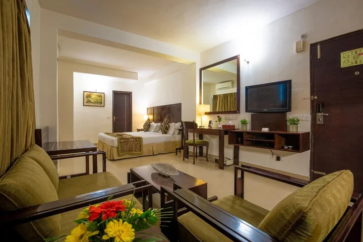 Пантнагар: Rosewood Apartment Hotel - Pantnagar
