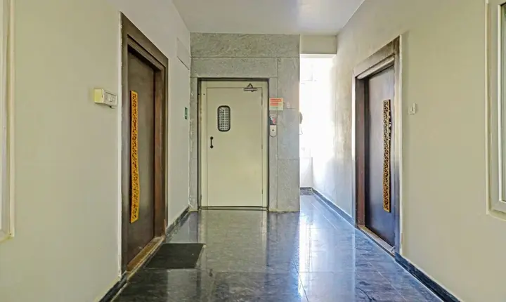 Хидерабад: 10594 Hotel Marie Gold