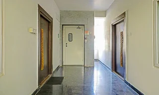 Хидерабад: 10594 Hotel Marie Gold