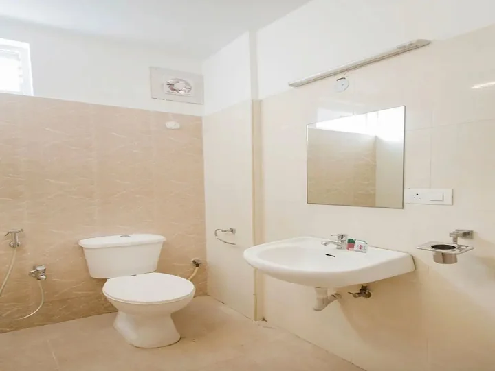 Хидерабад: 10594 Hotel Marie Gold