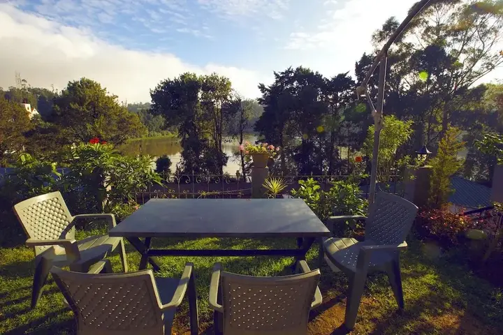 Ути: Reflections Guest House