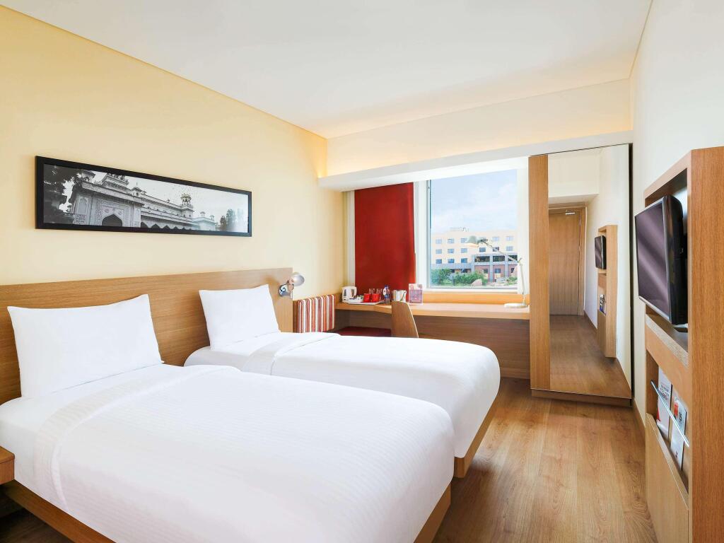 ibis Hyderabad Hitech City Hotel — фото 2