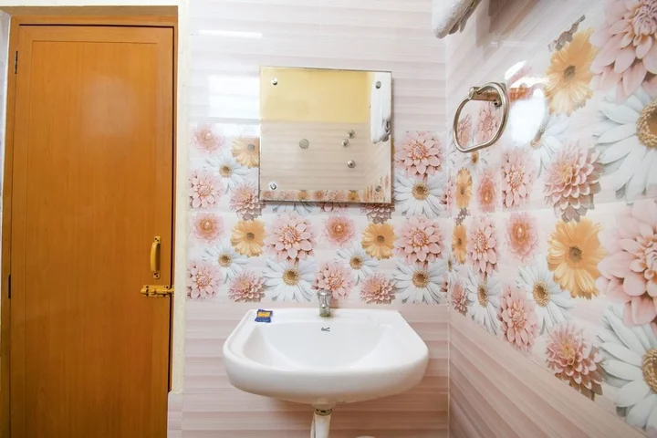 Тирупати: SSB Residency