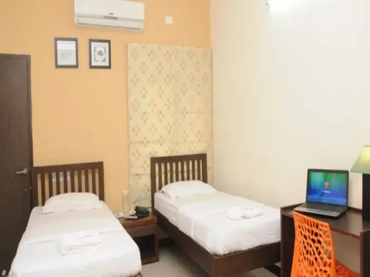 Ченнаи: Hotel Orangeinn OMR Perungudi