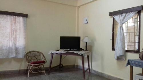 Кандолим: Spacious Studio Apartment near Candolim Beach