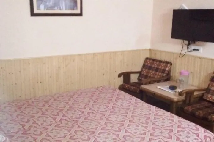 Шимла: Hotel Meridian