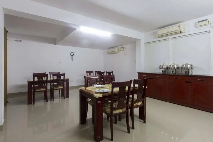 Ченнаи: FabHotel Iberis Sholinganallur