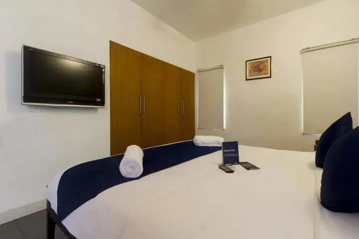 Ченнаи: FabHotel Iberis Sholinganallur
