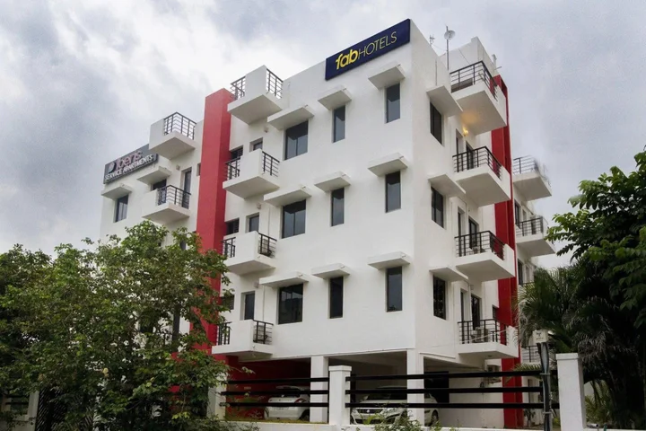 Ченнаи: FabHotel Iberis Sholinganallur
