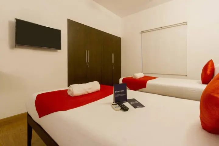 Ченнаи: FabHotel Iberis Sholinganallur