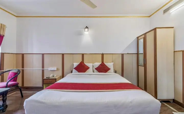 Бангалор: Hotel Shivaals Residency by OYO Rooms