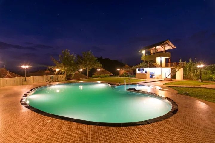 Велламундра: Wayanad Village Resort