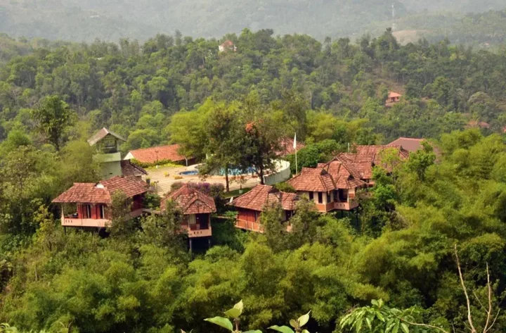Велламундра: Wayanad Village Resort
