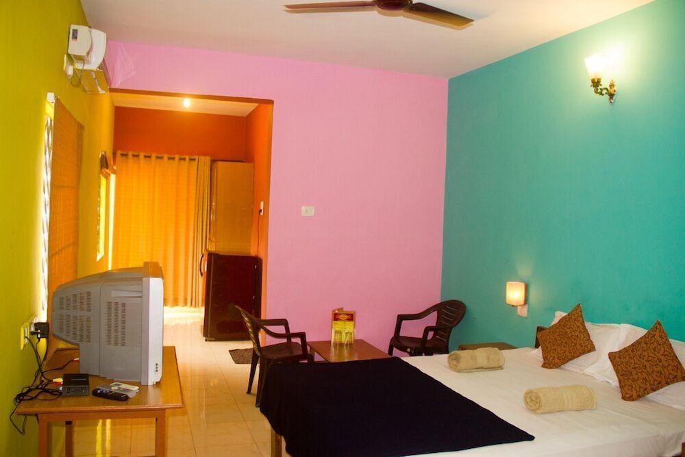 Nirvah Candolim Beach Holiday Stay — фото 3