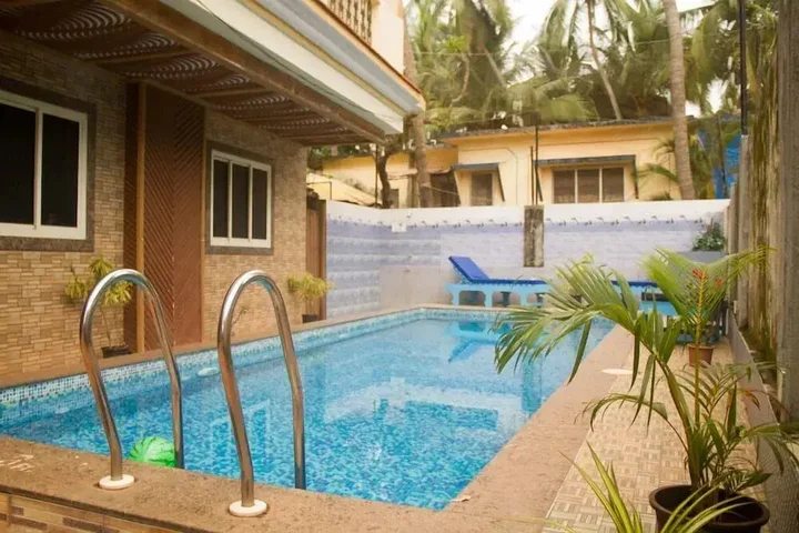 Кандолим: Nirvah Candolim Beach Holiday Stay