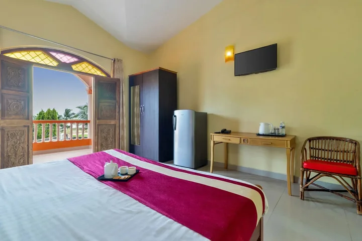 Бага: Larios Beach Holidays