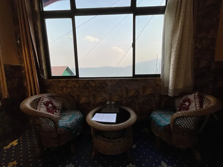 Дарджилинг: Hotel Long Island
