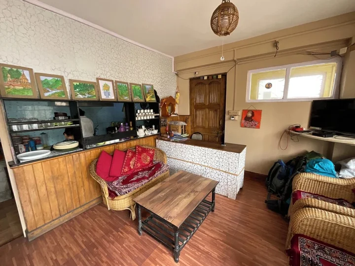 Дарджилинг: Hotel Long Island