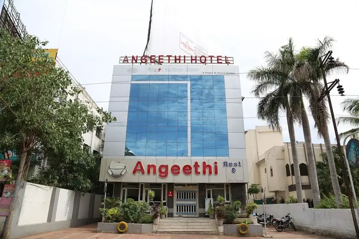 Аурангабад: OYO 8997 Angeethi Hotel