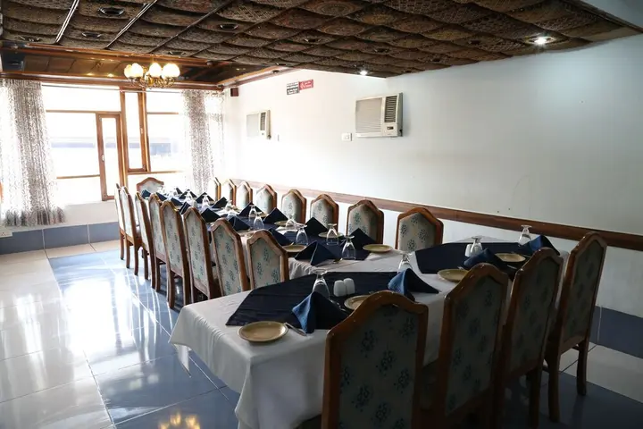 Аурангабад: OYO 8997 Angeethi Hotel