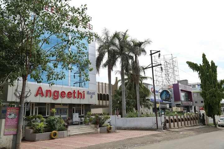 Аурангабад: OYO 8997 Angeethi Hotel