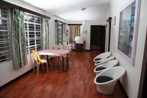 Ути: Golf Dale Holiday Resort