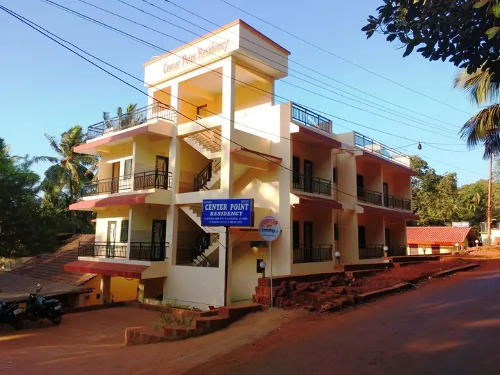 Ратнагири: Center Point Residency