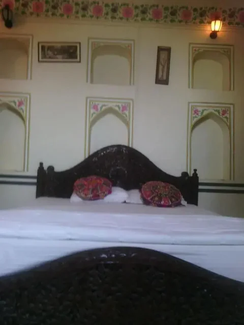 Навалгарх: Hotel Royal Rest