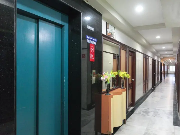 Hotel Raaj Bhaavan — фото 4
