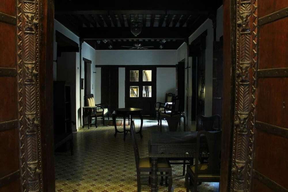 Ахмедабад: Deewanji Ni Haveli