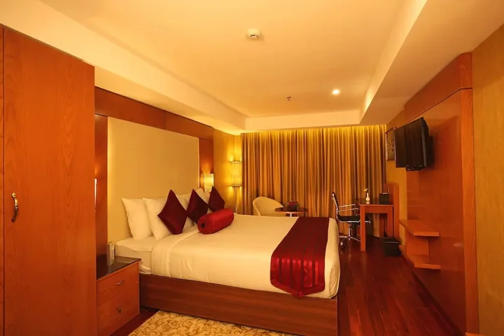 Триссур: The Garuda Hotels