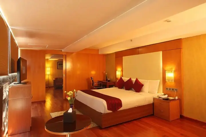 Триссур: The Garuda Hotels