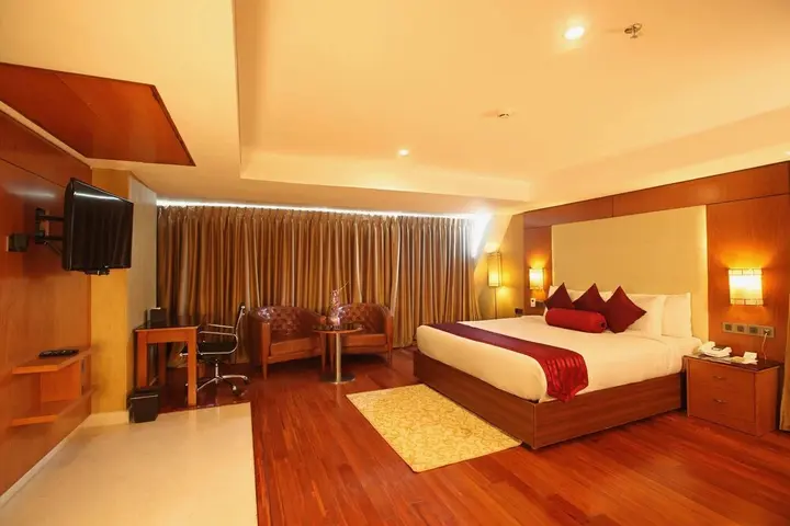 Триссур: The Garuda Hotels