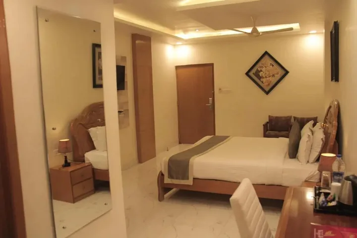 Лакхнау: Hotel Vaibhav Inn