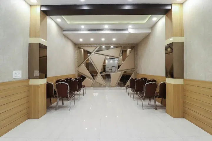 Канпур: The Millionaire Suites