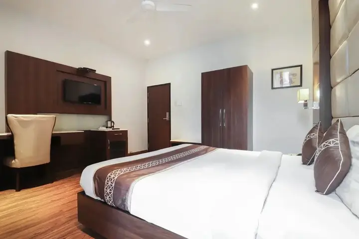 Канпур: The Millionaire Suites
