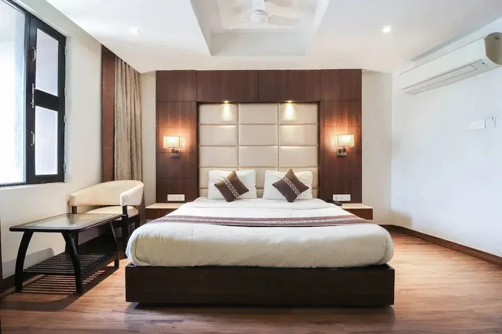 Канпур: The Millionaire Suites