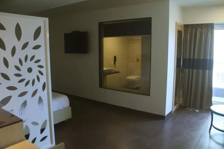 Вапи: Hotel The Blossom