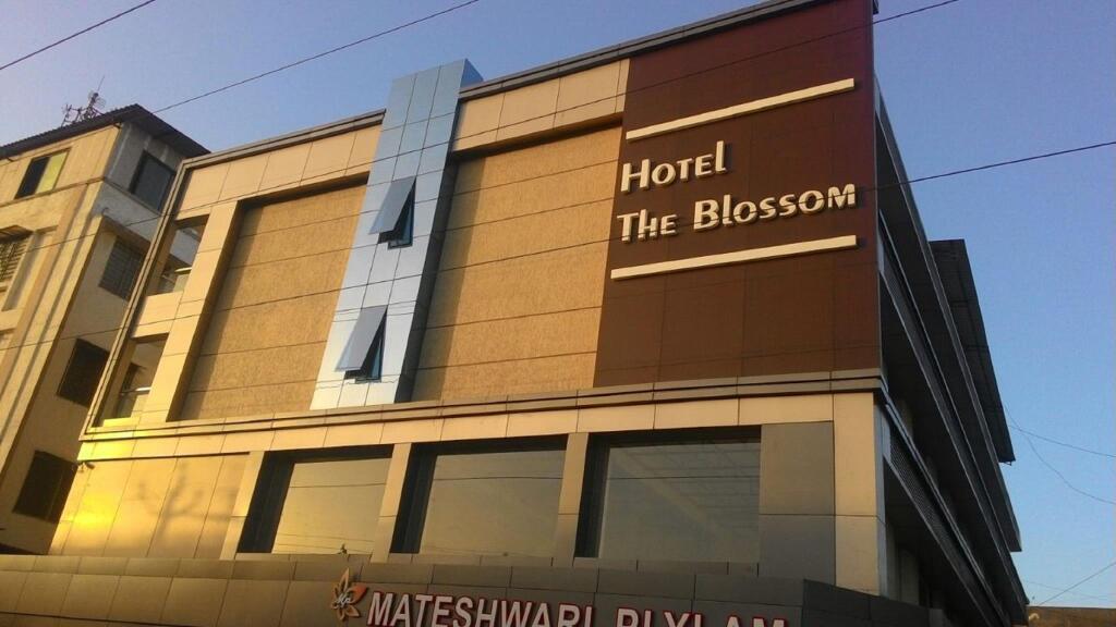 Вапи: Hotel The Blossom