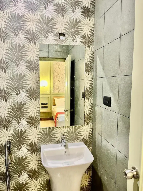 Калапет: Castle Service Apartment