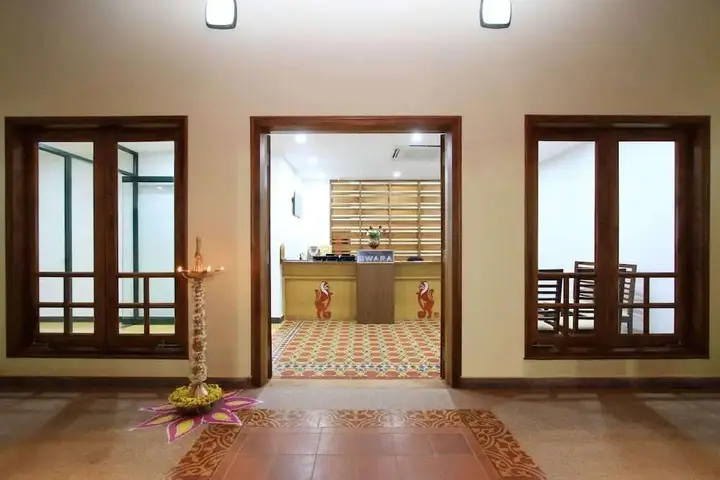 Yedakumeri: Hotel Dwara, Kukke Subrahmanya