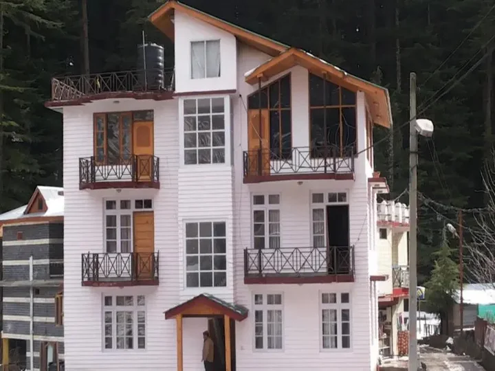 Манали: Pitambera Cottage