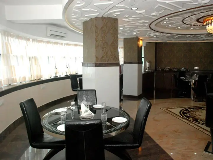 Нагпур: Treebo Trend Orient Grand