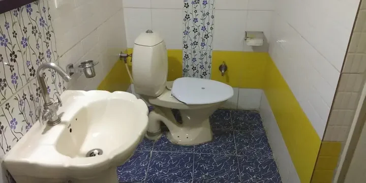 Дехрадун: Hotel Pathik