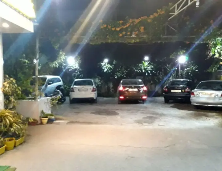Дехрадун: Hotel Pathik