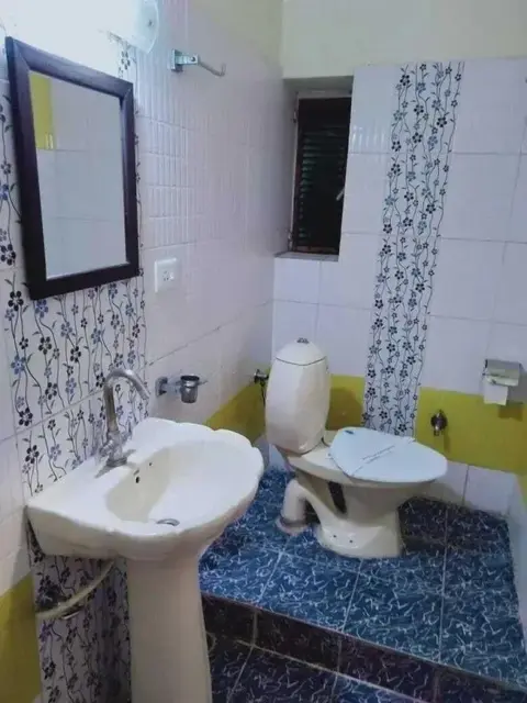 Дехрадун: Hotel Pathik