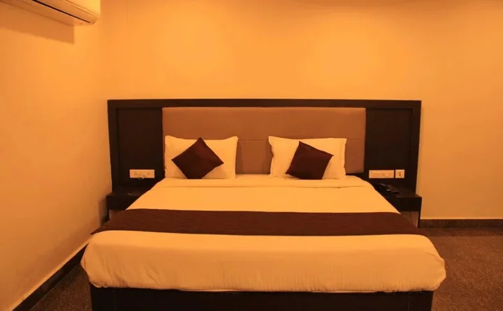 Пунди: Hotel MSM Inn
