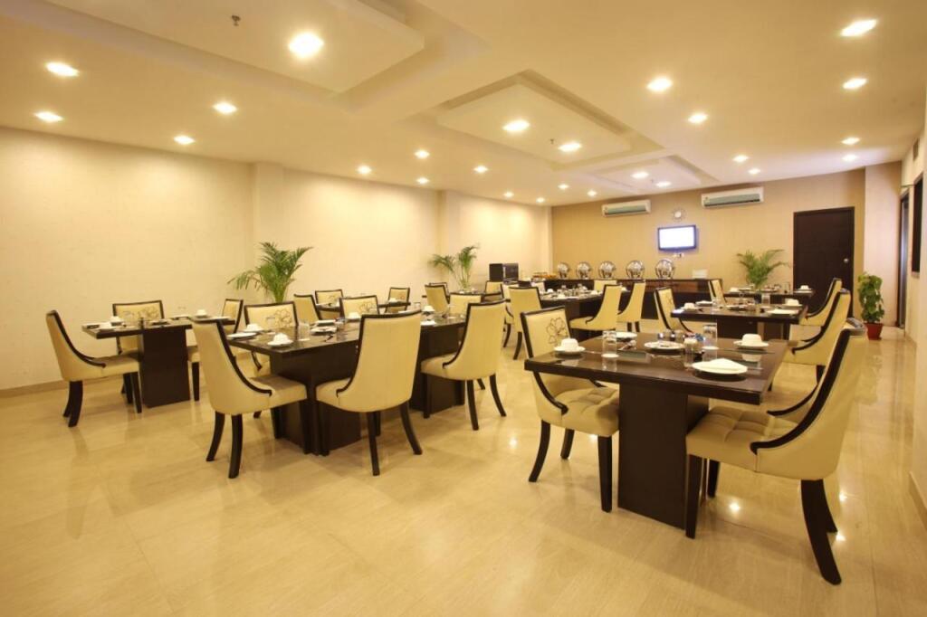 Гуруграм: The Claire Hotel, Gurgaon